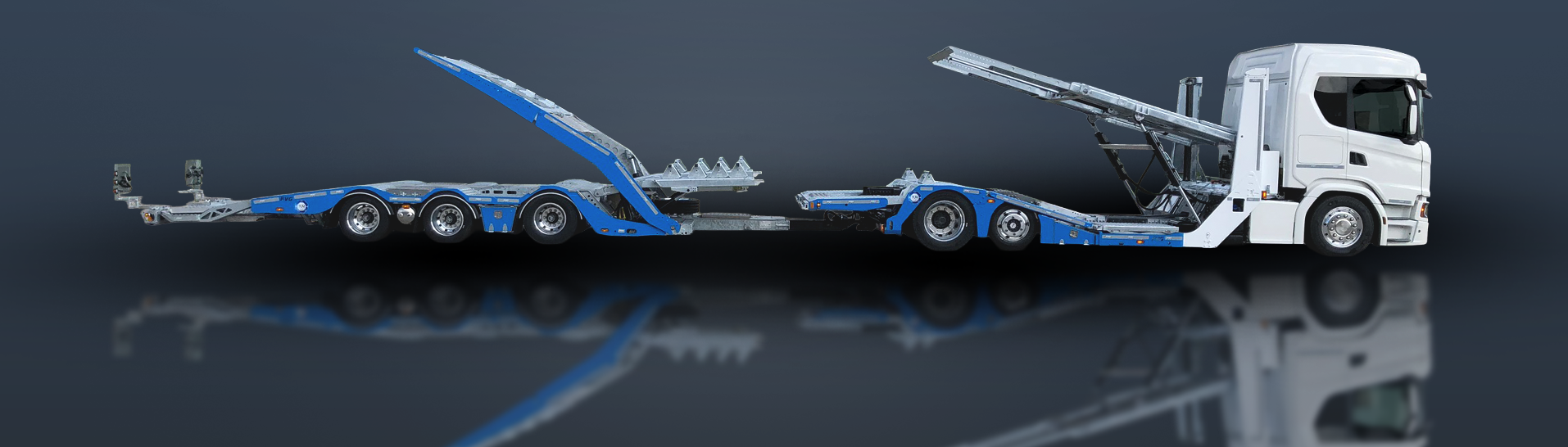 TruckLiner HighPro Seitenansicht, Bühne ausgefahren