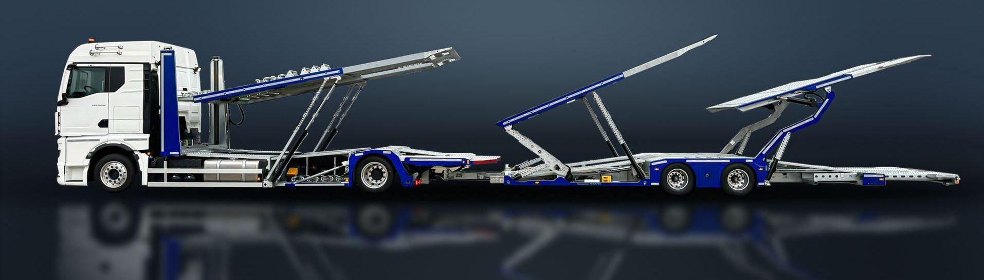 HeavyLiner FS19-B2 Seitenansicht, Bühne ausgefahren