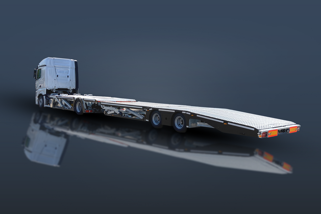 MidLiner Classic Heckansicht, Bühne eingefahren