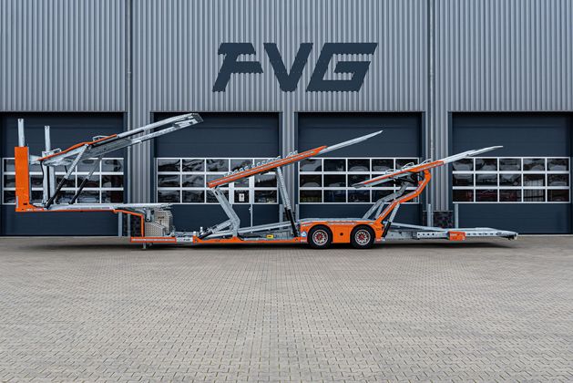 Seitenansicht TA30-B3, Bühne ausgefahren